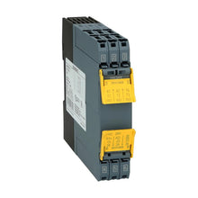 Load image into Gallery viewer, 3SK1111-2AB30 Siemens