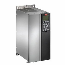 Load image into Gallery viewer, 131F7140 Danfoss - FC-301P30KT4E20H2XXXXXXSXXXXAXBXCXXXXDX