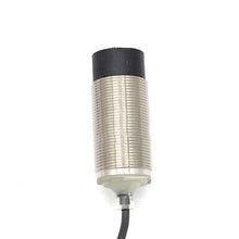 Load image into Gallery viewer, E2B-M30LN30-WZ-B1 Omron
