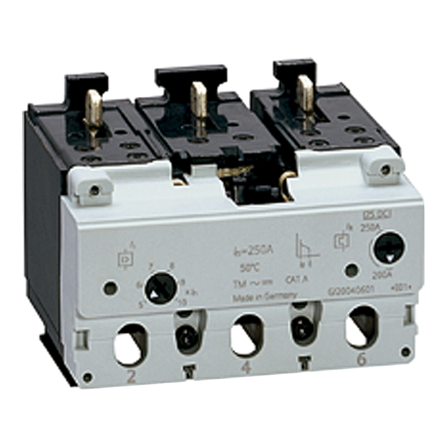 Siemens  3VL95636SL30