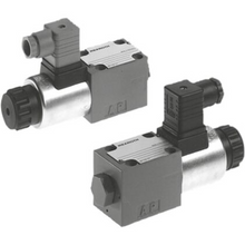 Load image into Gallery viewer, R900058247 Bosch Rexroth - M-2SED6NK1X/350CG24N9K4