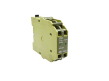 Load image into Gallery viewer, 675500 Pilz - PNOZ-Z-24VAC/DC
