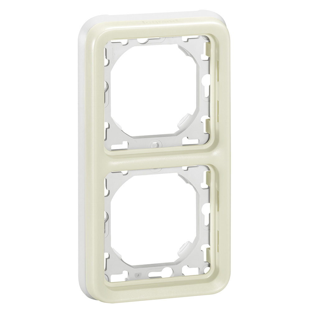 069696 Legrand