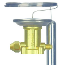 Load image into Gallery viewer, 067G3240 Danfoss
