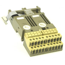 Load image into Gallery viewer, Siemens 6ES5700-8MA11