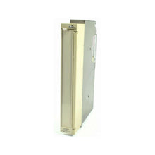 Load image into Gallery viewer, 6ES5776-7LA11 Siemens