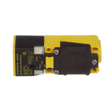 Load image into Gallery viewer, 1540501 Turck - BI15U-CP40-VP4X2/S10