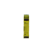 Load image into Gallery viewer, 772031 - Pilz - PNOZ mmc2p seriell