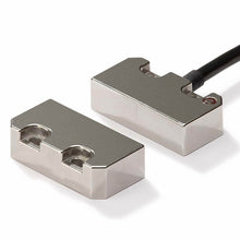 Load image into Gallery viewer, F3S-TGR-NSMC-21-M1J8 Omron