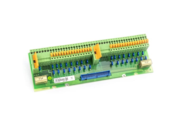 57160001-UH ABB - DSTD 150A