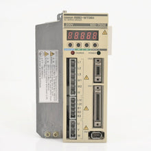 Load image into Gallery viewer, R88D-WT08H Omron