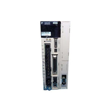 Load image into Gallery viewer, SGDV-1R6A01B002000 Yaskawa
