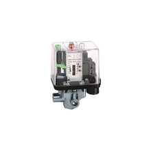 Load image into Gallery viewer, XMAV25L2135 Schneider Electric