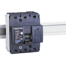 Load image into Gallery viewer, 18633 Schneider Electric